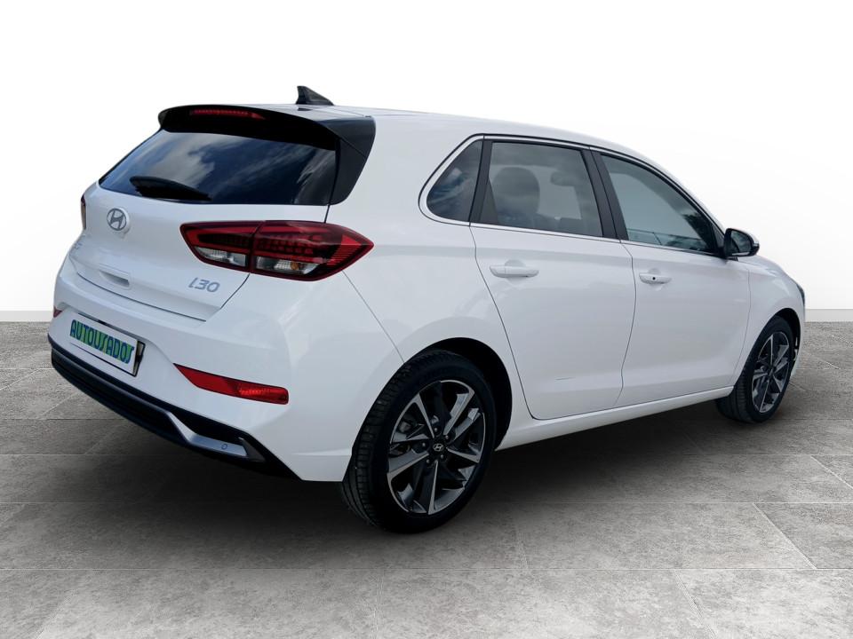 hyundai-i30-2024-gasolina-998cc