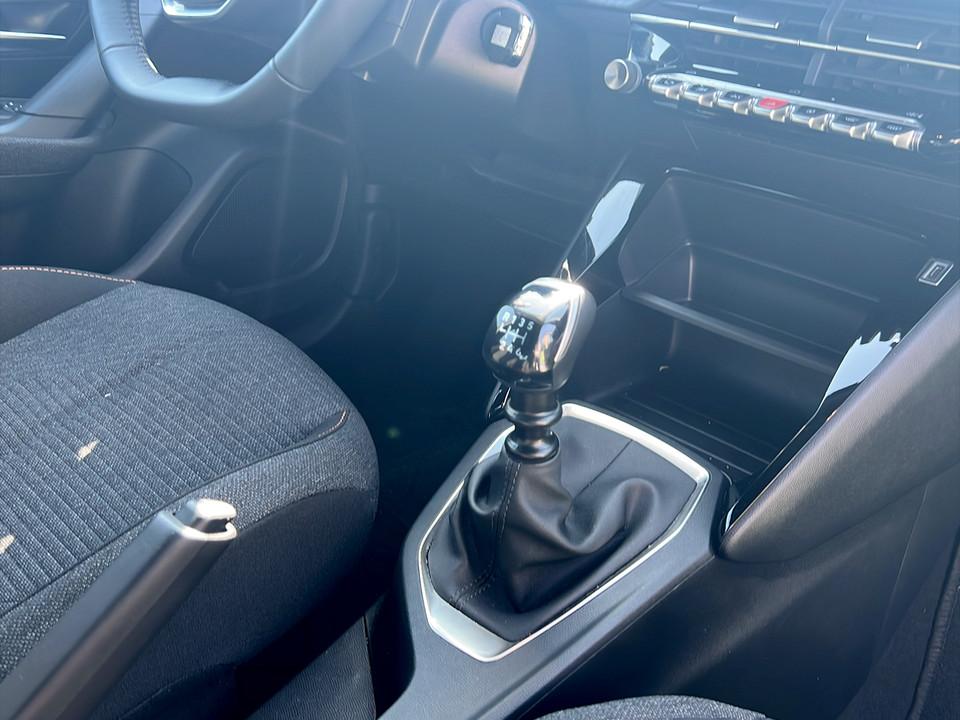 peugeot-2008-2025-gasolina-1199cc