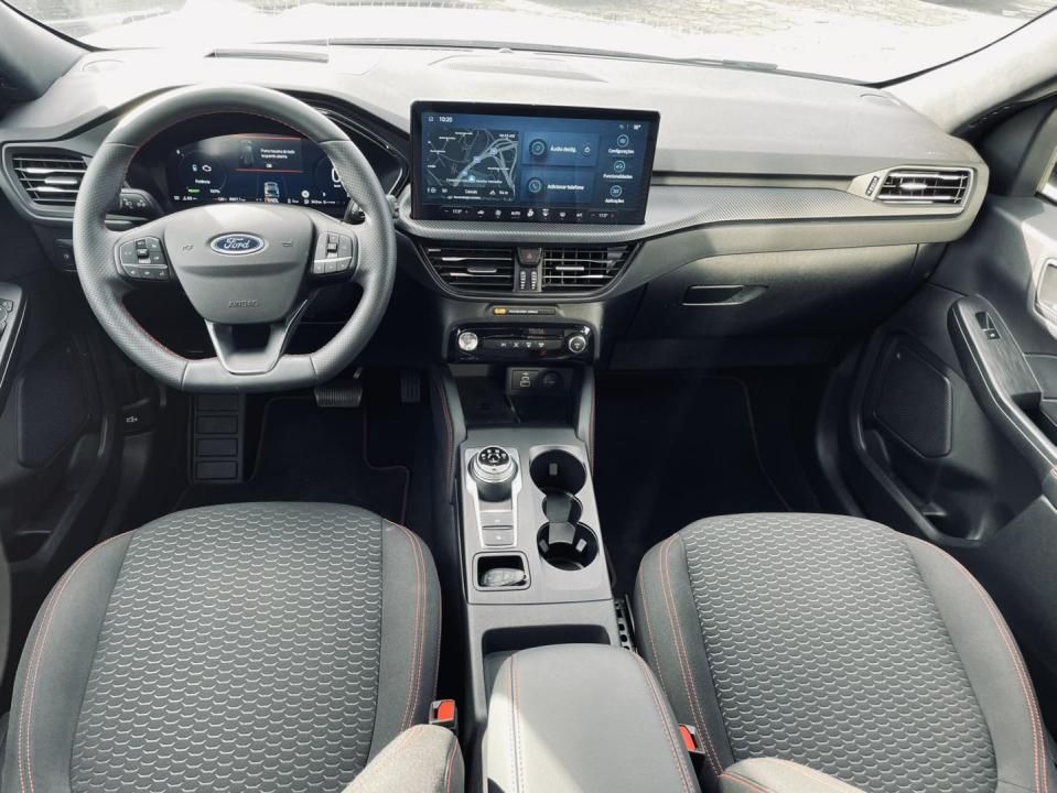 ford-kuga-2024-hibrido-2488cc