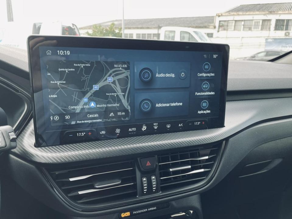 ford-kuga-2024-hibrido-2488cc