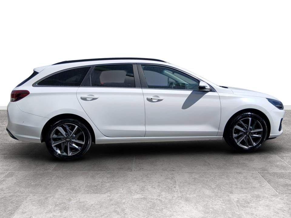 hyundai-i30-2024-gasolina-998cc