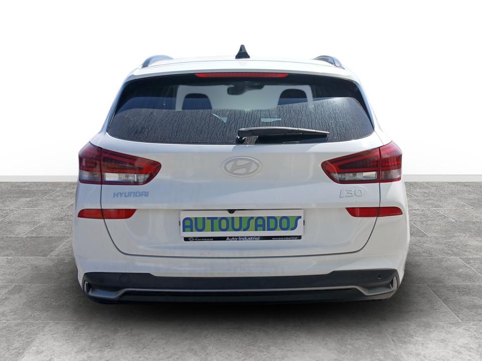 hyundai-i30-2024-gasolina-998cc