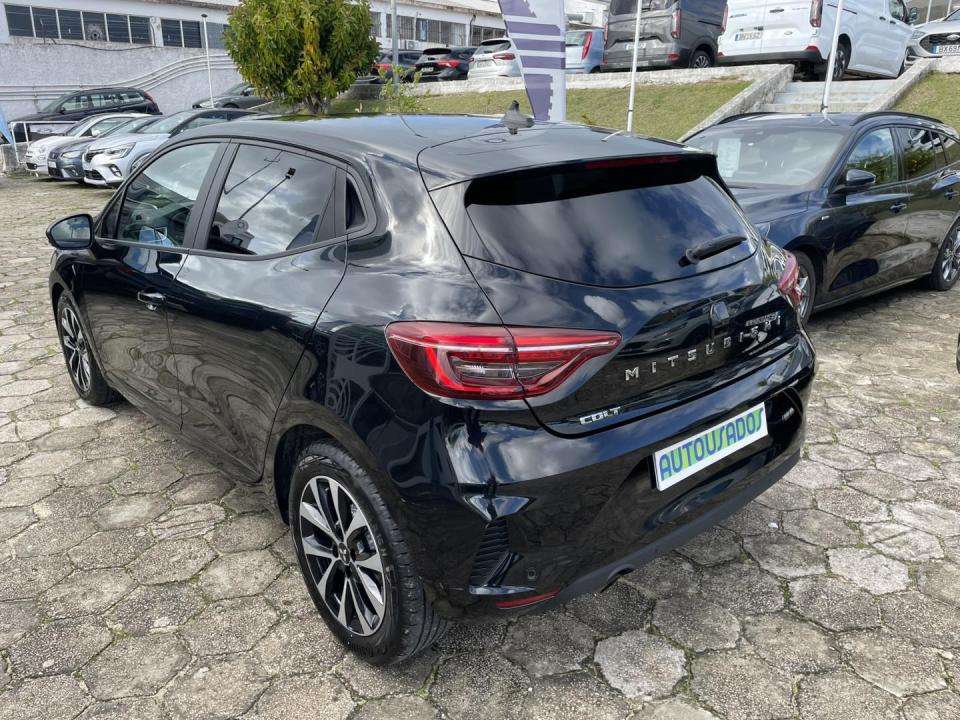 mitsubishi-colt-2024-gasolina-999cc
