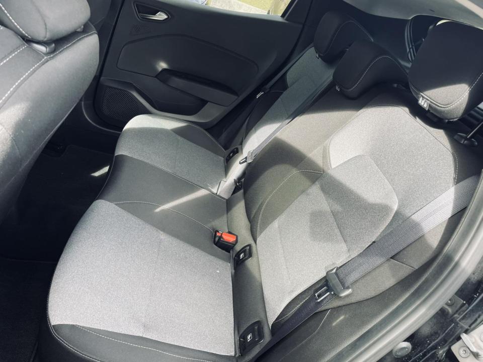 mitsubishi-colt-2024-gasolina-999cc