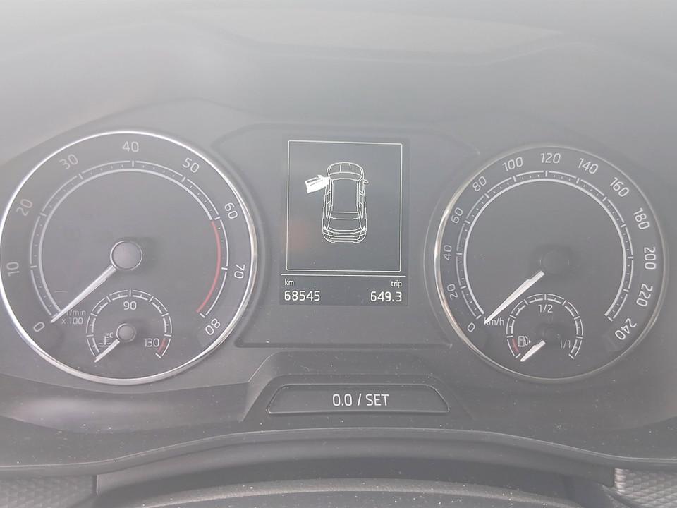 skoda-kamiq-2022-gasolina-999cc