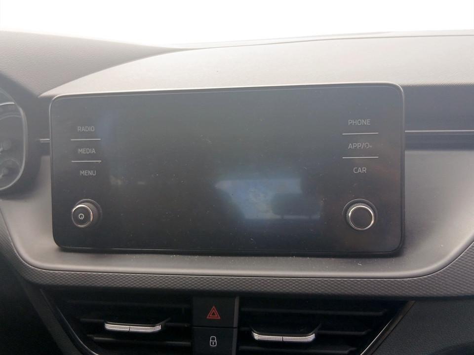 skoda-kamiq-2022-gasolina-999cc
