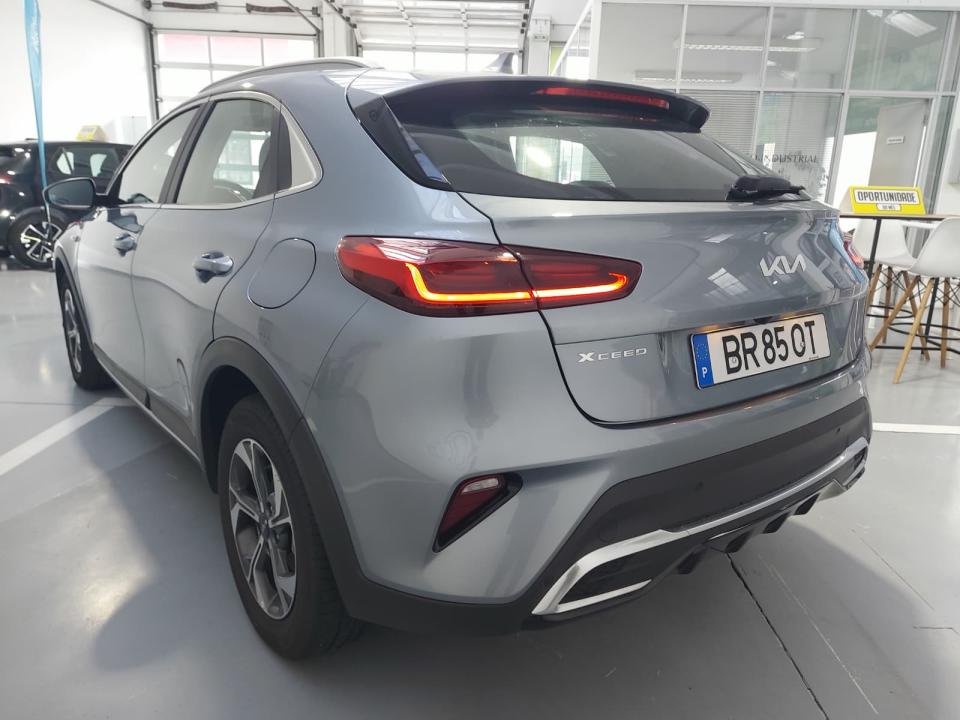 kia-xceed-2025-gasolina-998cc