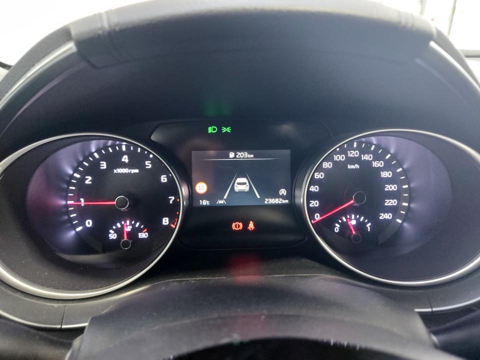 kia-xceed-2025-gasolina-998cc