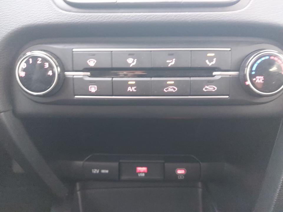 kia-xceed-2025-gasolina-998cc
