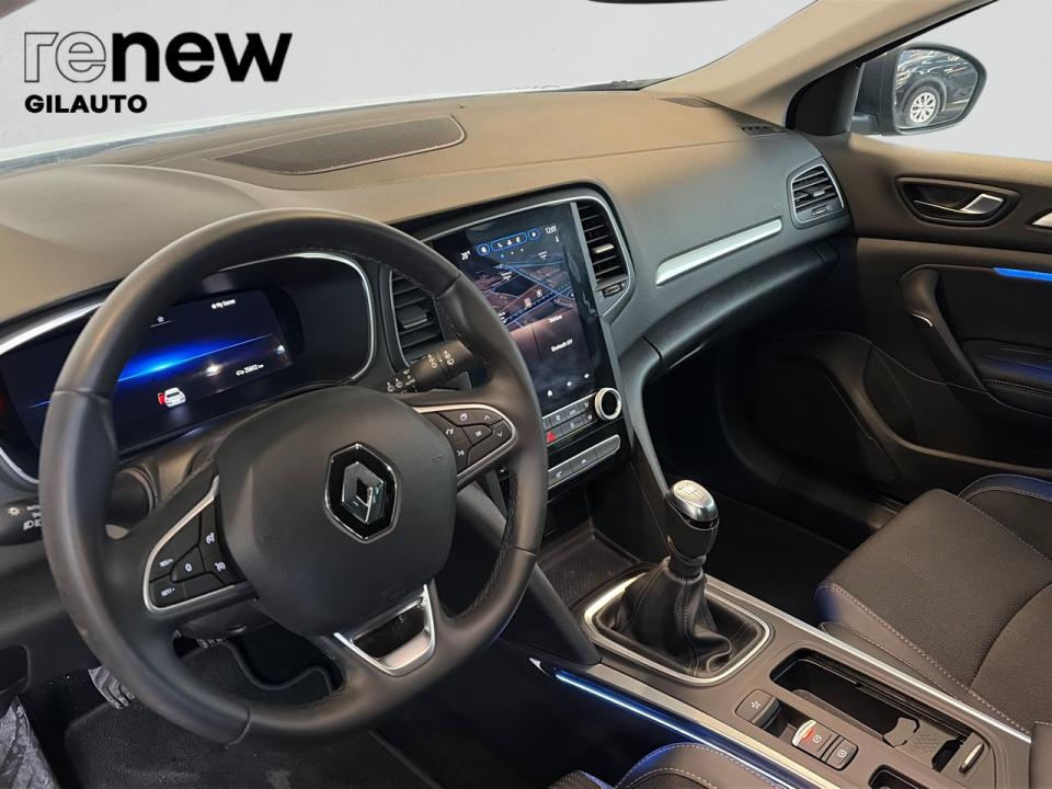 renault-megane-2023-diesel-1461cc