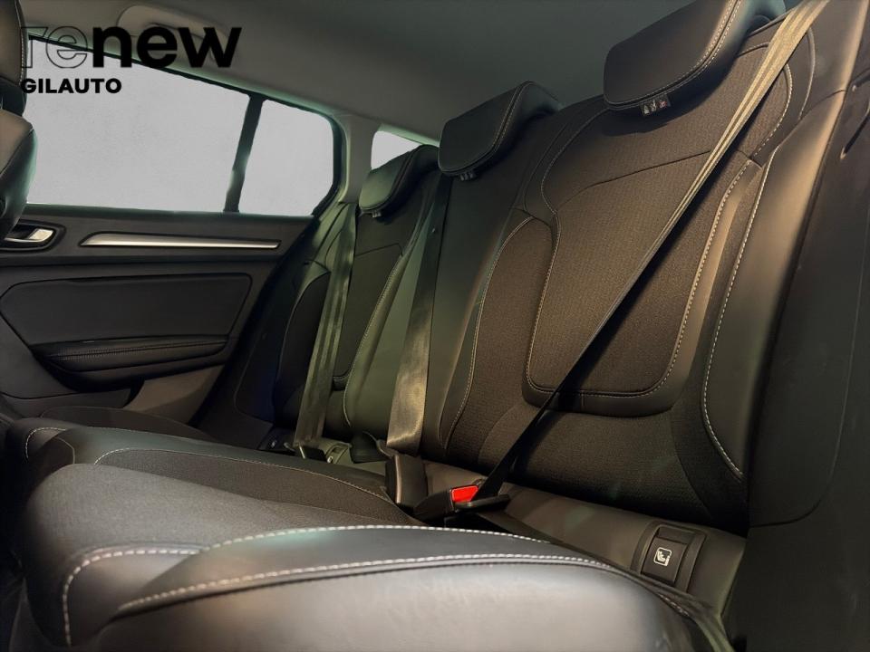 renault-megane-2023-diesel-1461cc