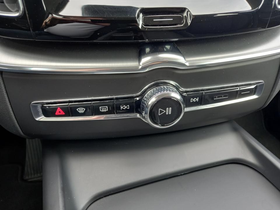 volvo-xc60-2022-diesel-1969cc