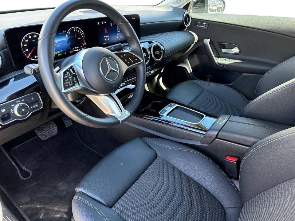 mercedes-benz-cla-2025-hibrido-1332cc
