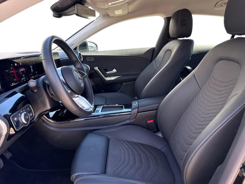 mercedes-benz-cla-2025-hibrido-1332cc