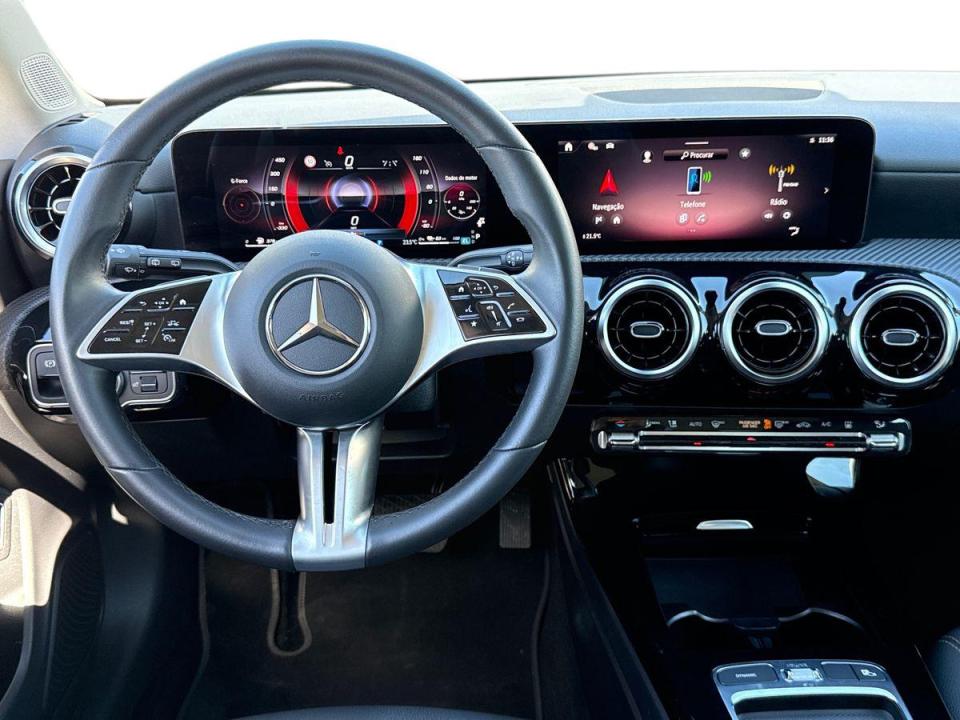 mercedes-benz-cla-2025-hibrido-1332cc