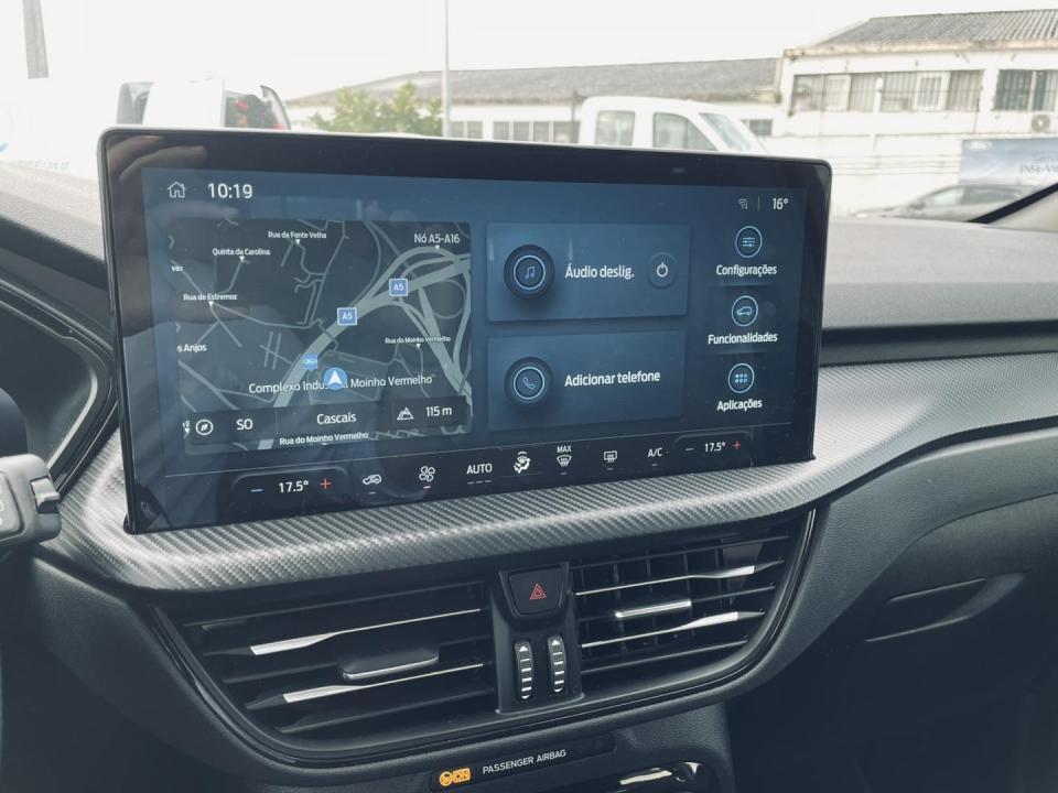 ford-kuga-2024-hibrido-2488cc
