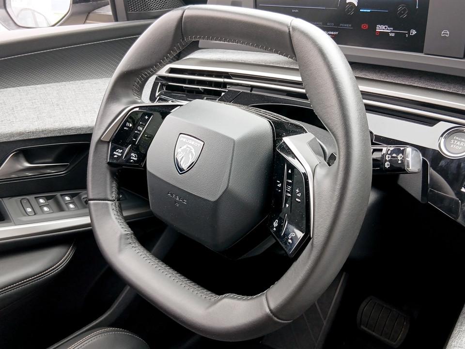 peugeot-5008-2025-gasolina-1199cc