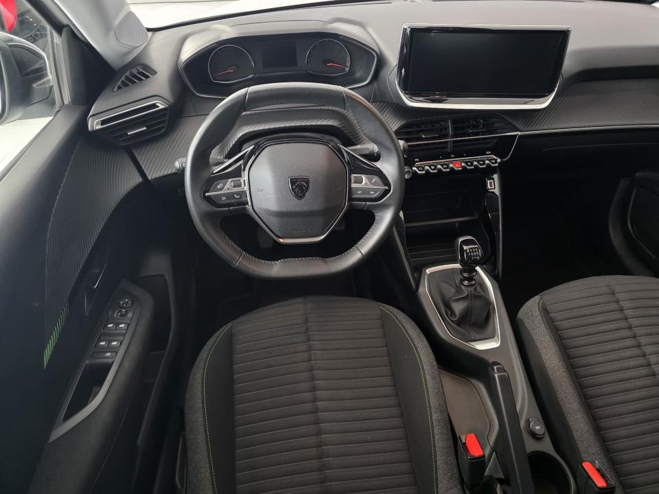 peugeot-208-2024-gasolina-1199cc