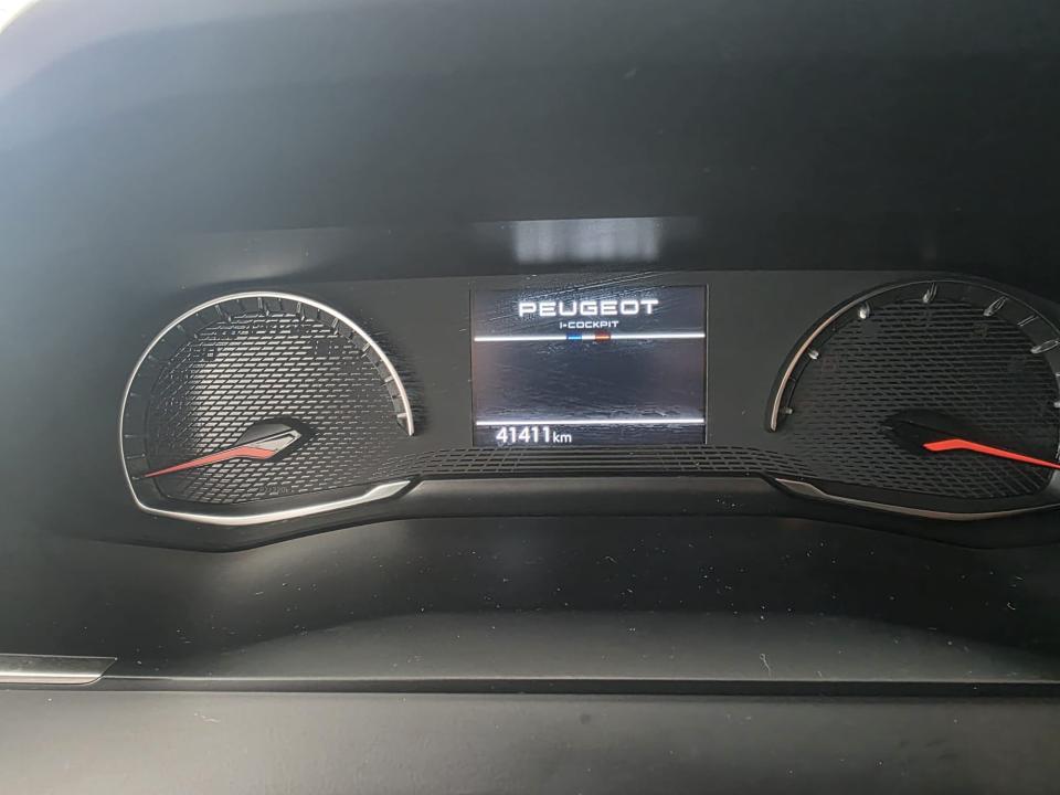 peugeot-208-2024-gasolina-1199cc