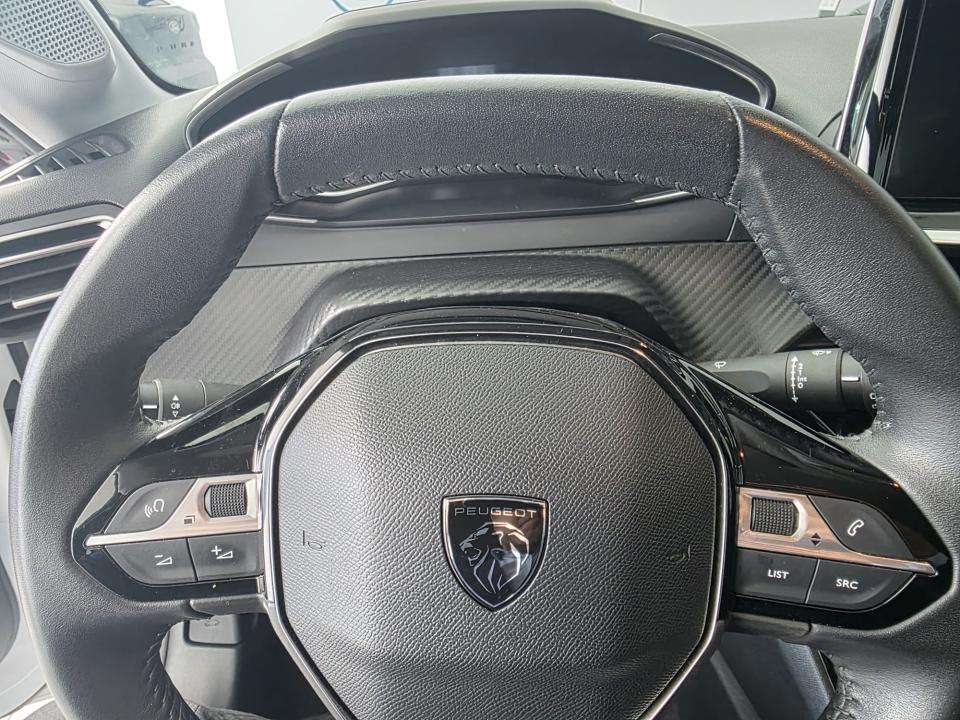peugeot-208-2024-gasolina-1199cc