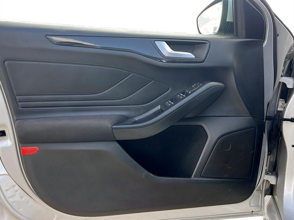 ford-focus-2023-gasolina-998cc