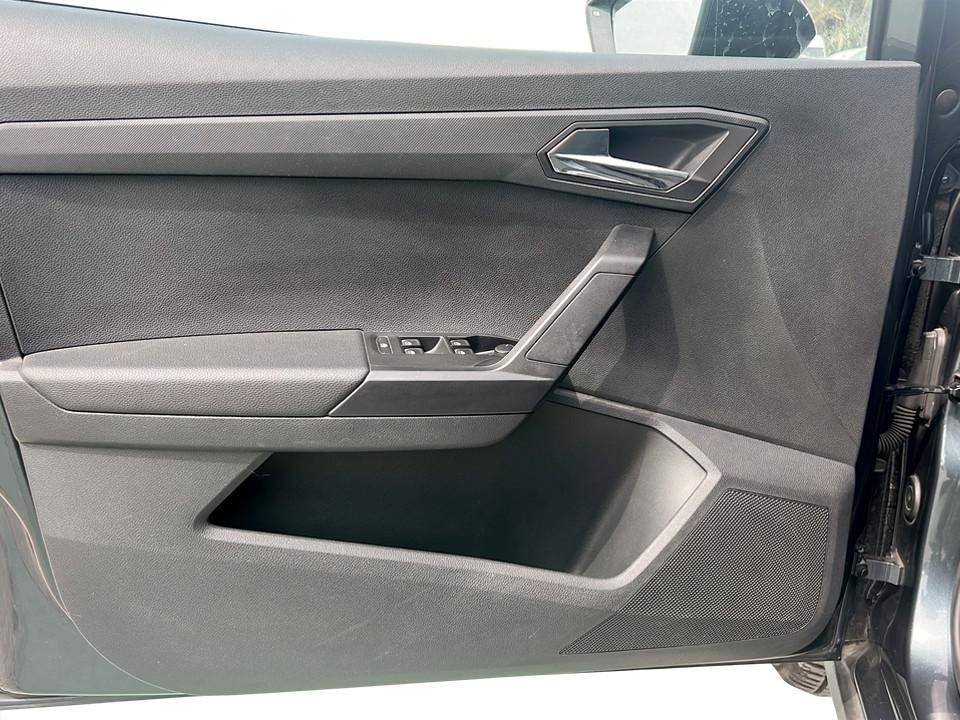 seat-arona-2021-gasolina-999cc