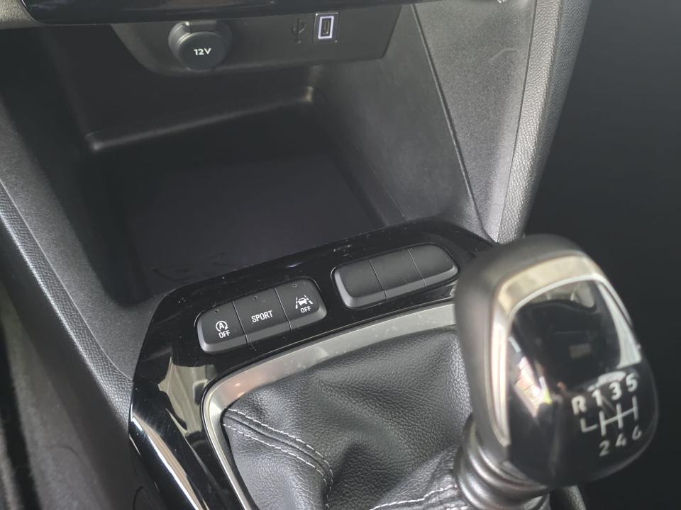 opel-corsa-2024-gasolina-1199cc
