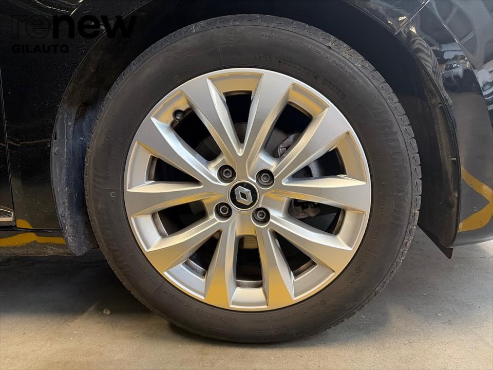 renault-clio-2024-gpl-999cc