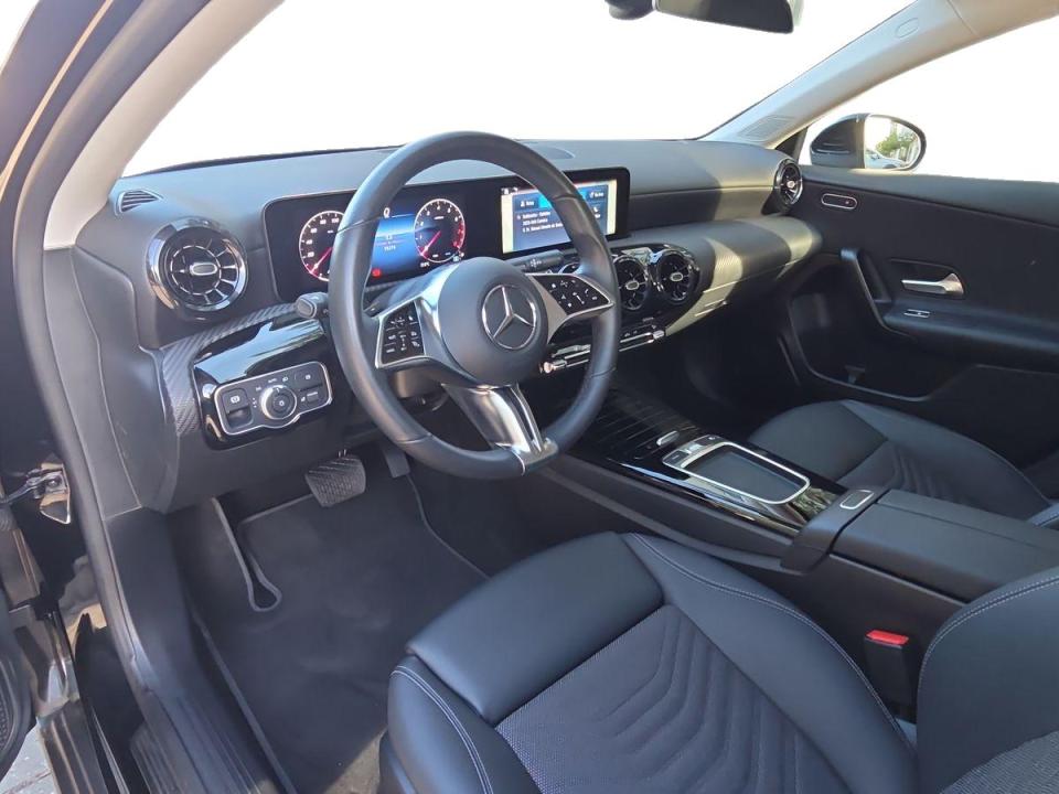 mercedes-benz-classe-a-2025-gasolina-1332cc