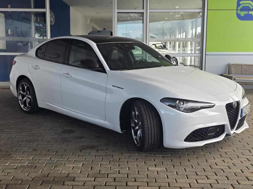 alfa-romeo-giulia-2023-diesel-2143cc