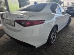 alfa-romeo-giulia-2023-diesel-2143cc