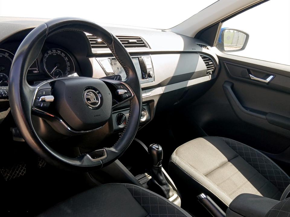 skoda-fabia-2022-gasolina-999cc
