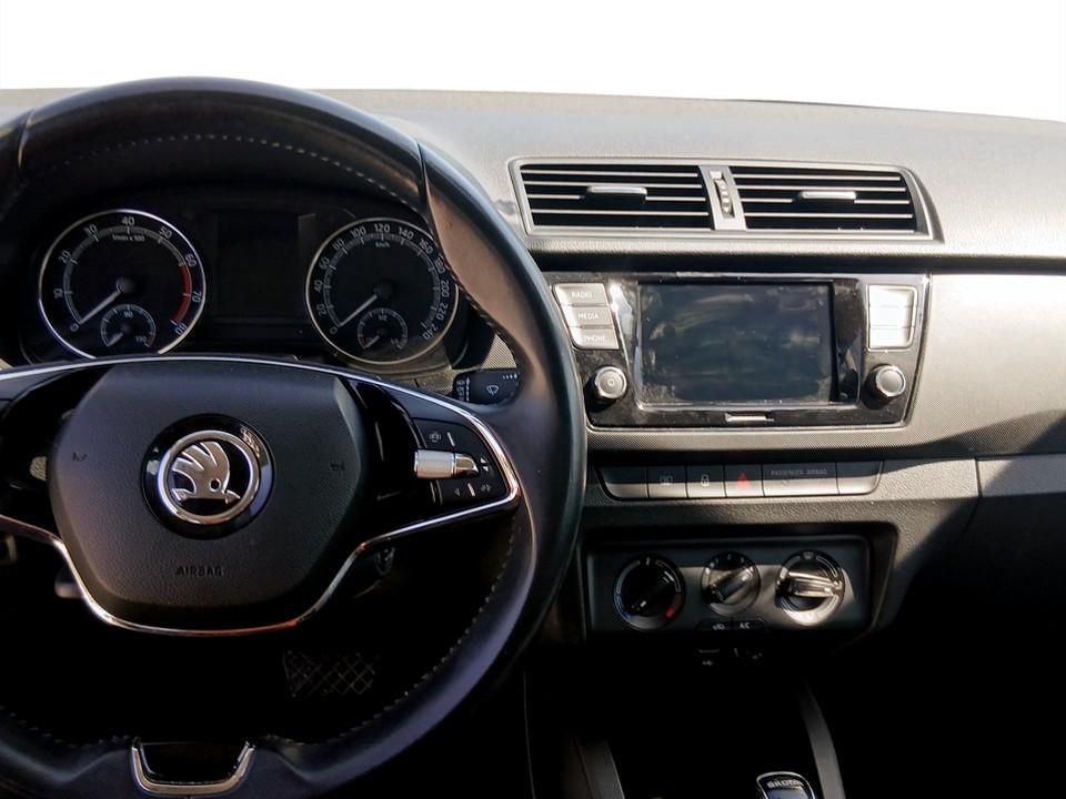 skoda-fabia-2022-gasolina-999cc