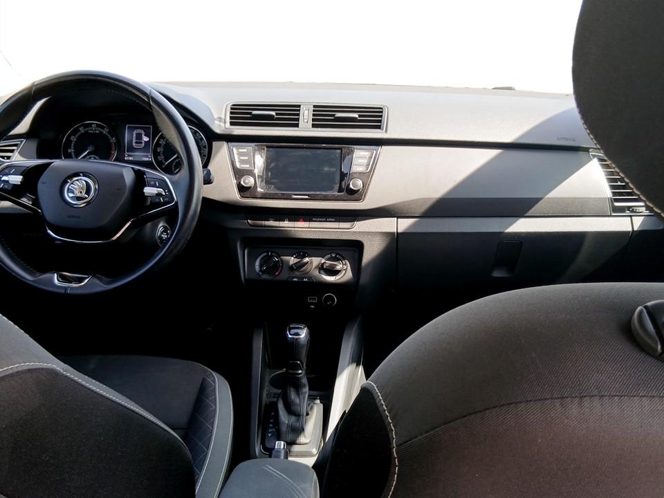 skoda-fabia-2022-gasolina-999cc
