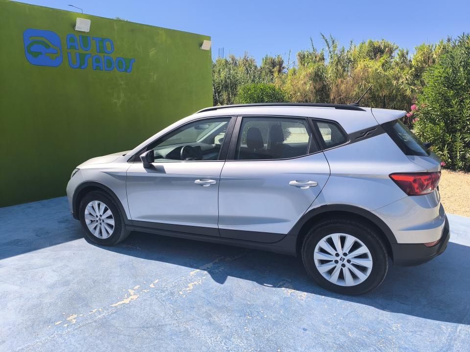 seat-arona-2024-gasolina-999cc
