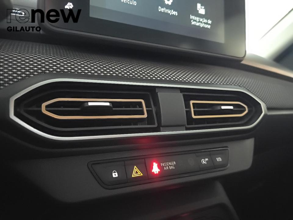 dacia-sandero-2024-gasolina-1000cc