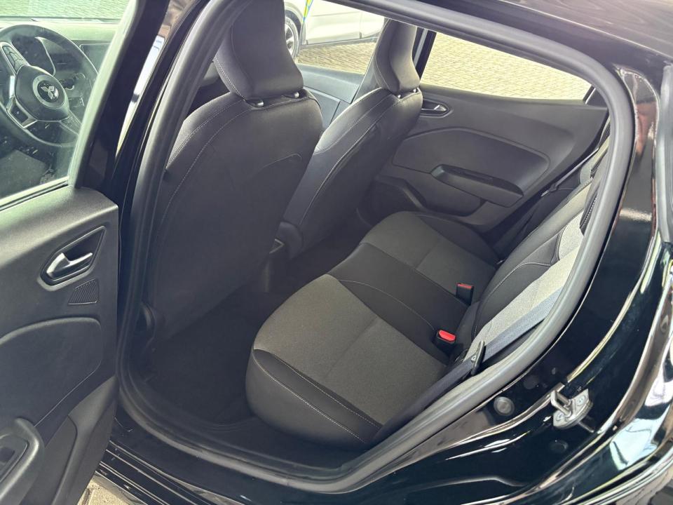 mitsubishi-colt-2025-gasolina-999cc