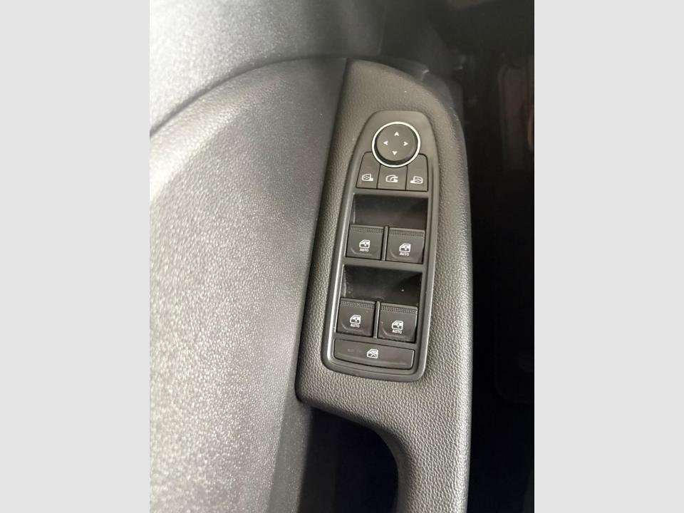 mitsubishi-colt-2025-gasolina-999cc