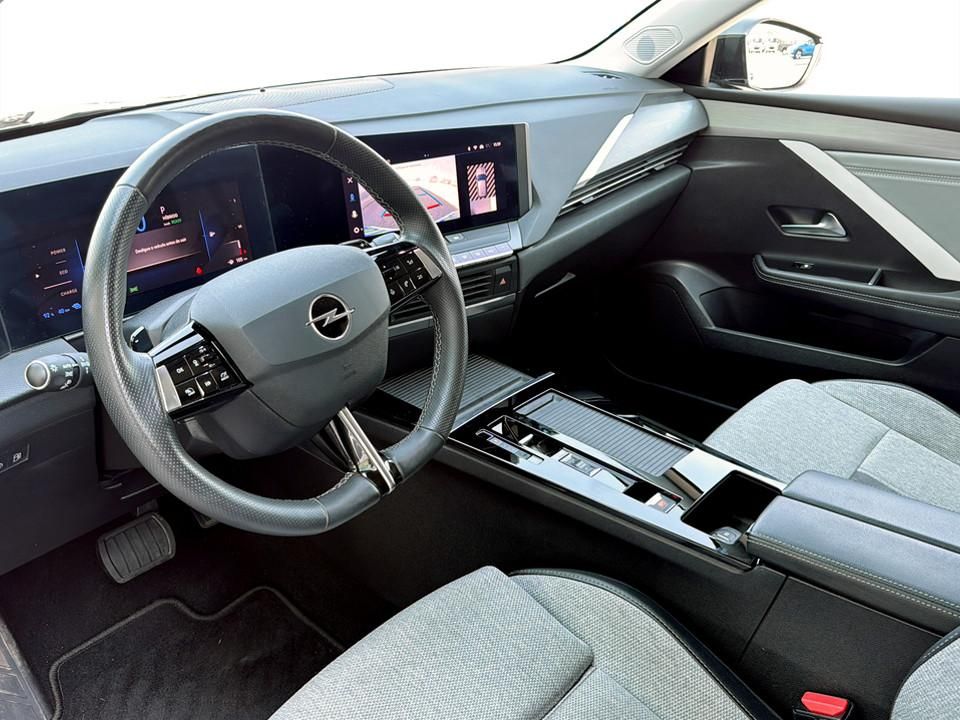 opel-astra-2023-hibrido-1598cc