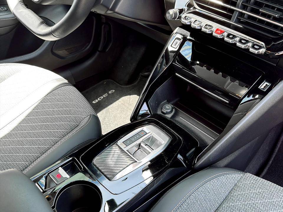 peugeot-e-208-2024-eletrico-0cc