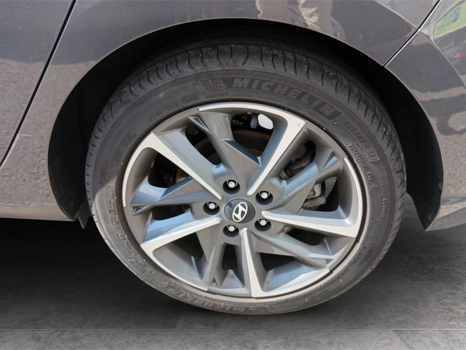 hyundai-i30-2024-gasolina-998cc