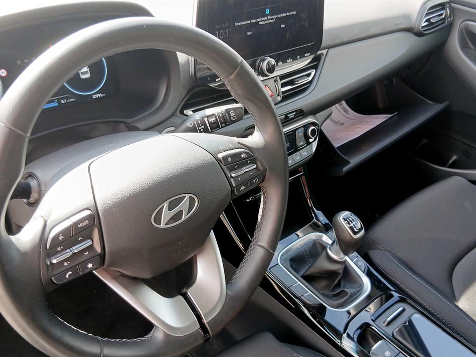 hyundai-i30-2024-gasolina-998cc