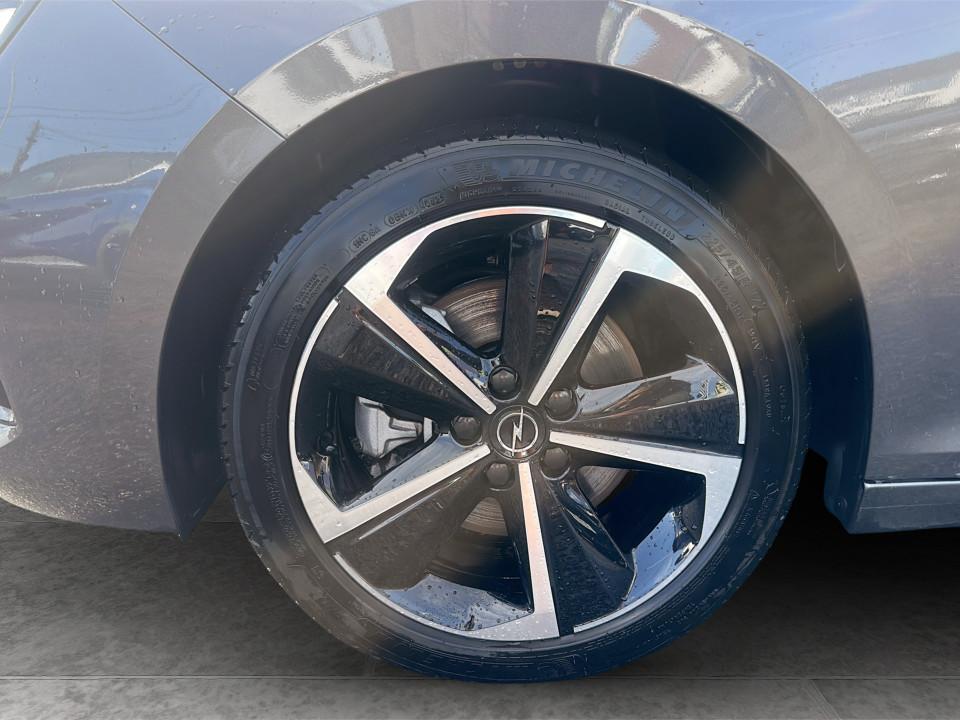 opel-astra-2025-gasolina-1199cc