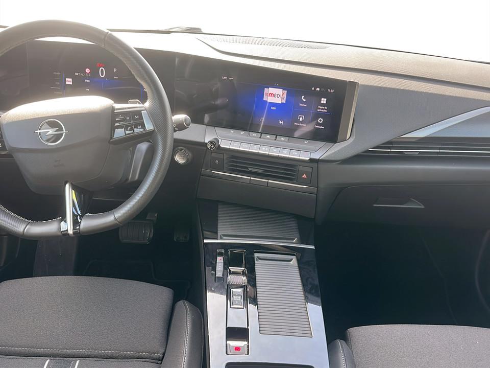 opel-astra-2025-gasolina-1199cc