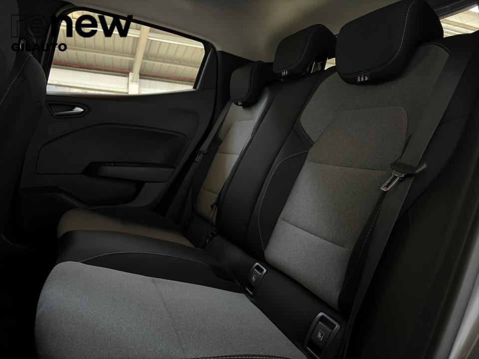 renault-clio-2024-gpl-999cc