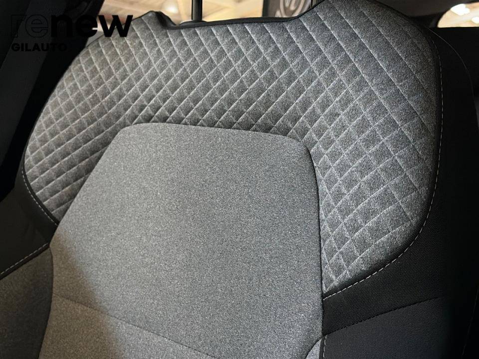 renault-clio-2024-gpl-999cc