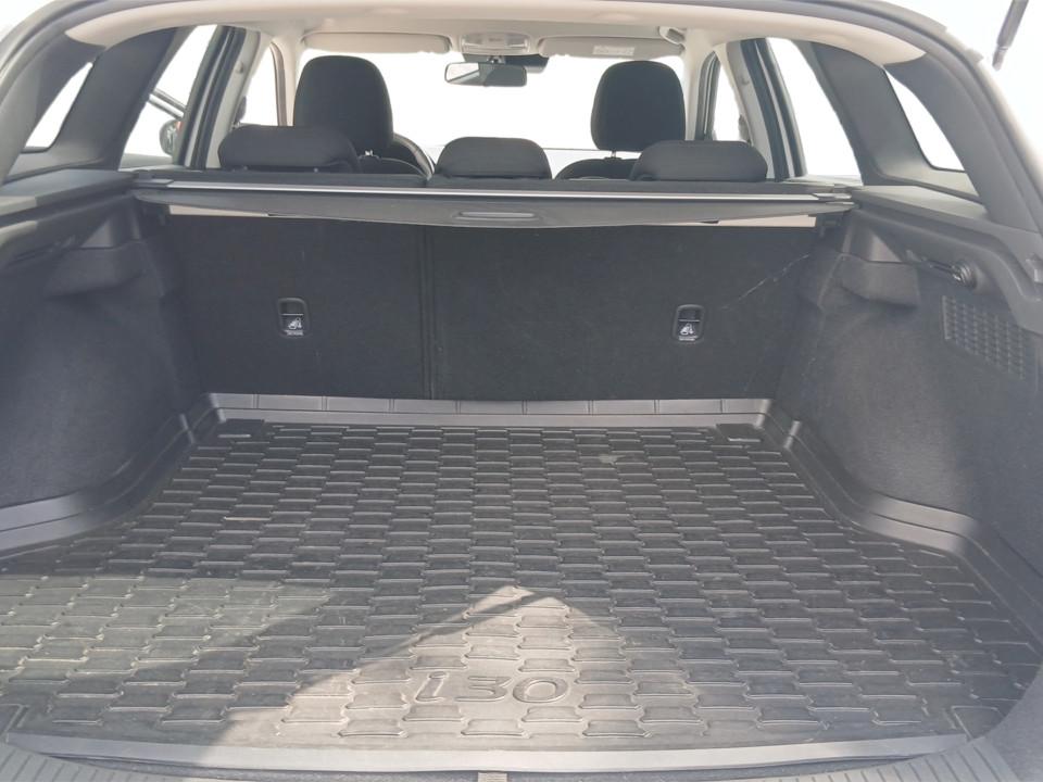 hyundai-i30-2024-gasolina-998cc
