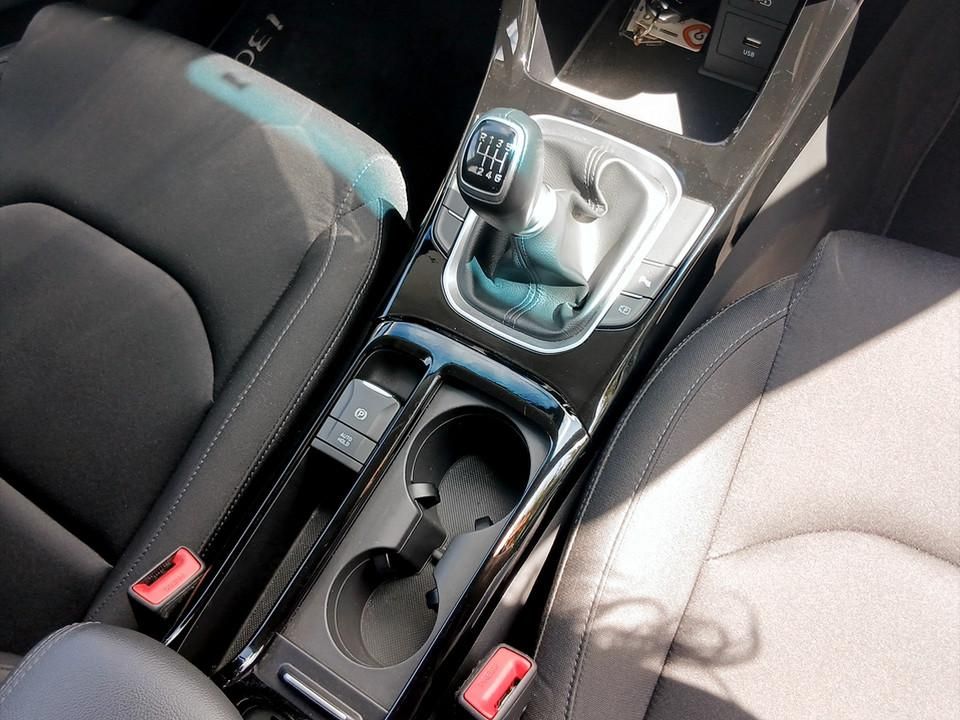 hyundai-i30-2024-gasolina-998cc
