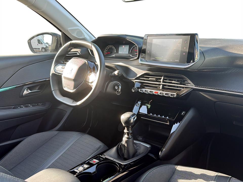 peugeot-208-2022-diesel-1499cc