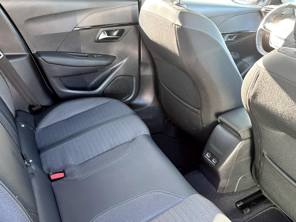 peugeot-208-2022-diesel-1499cc